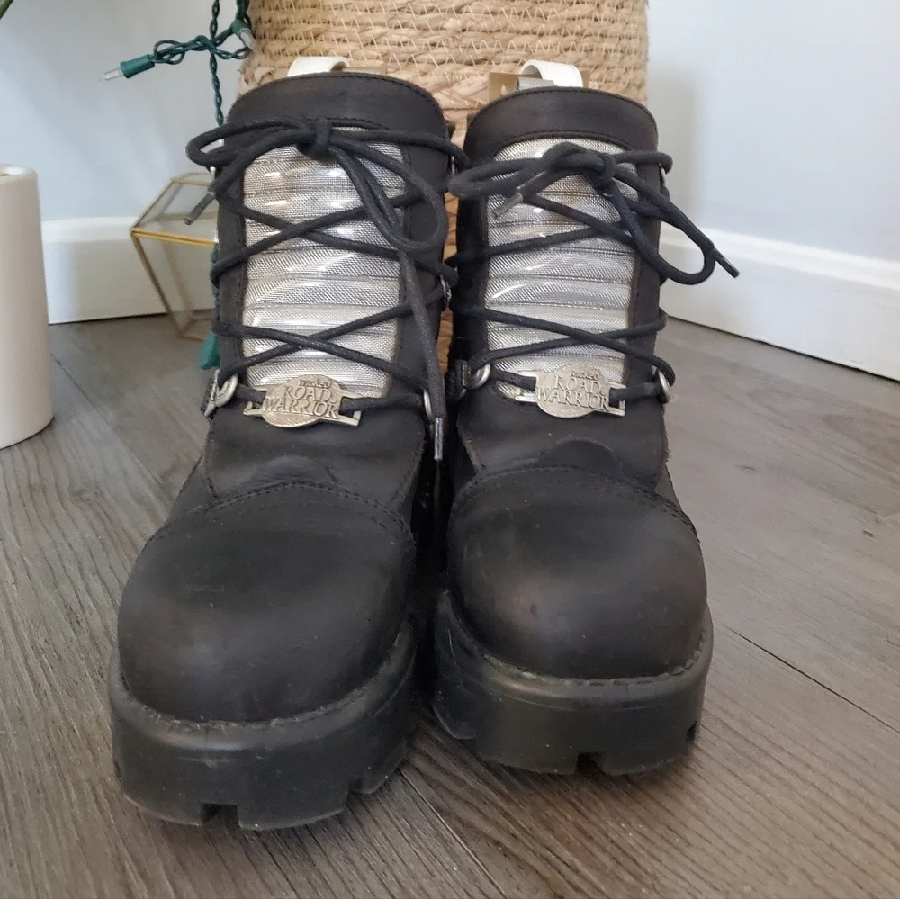 WICKED ROAD WARRIOR Leather Biker Moto Platform Combat Boots 8.5 - Picture 2 of 11